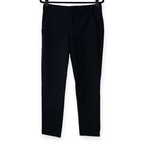 Vince Pants - VINCE Black Mid Rise Straight Legs Trousers pants size 4